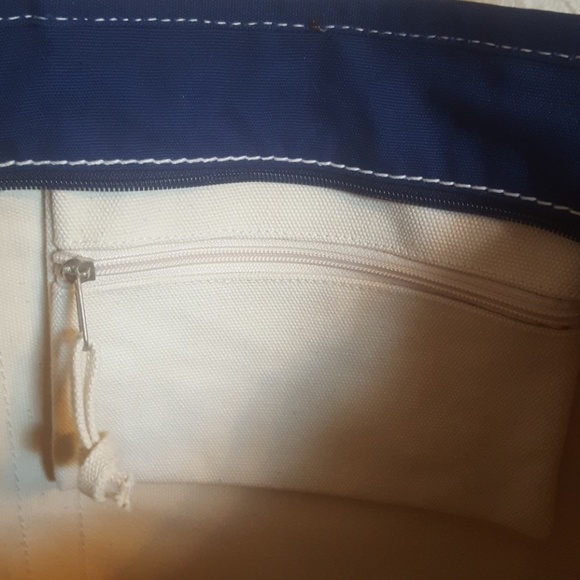 Disney canvas family vacation large tote - Picture 4 of 6